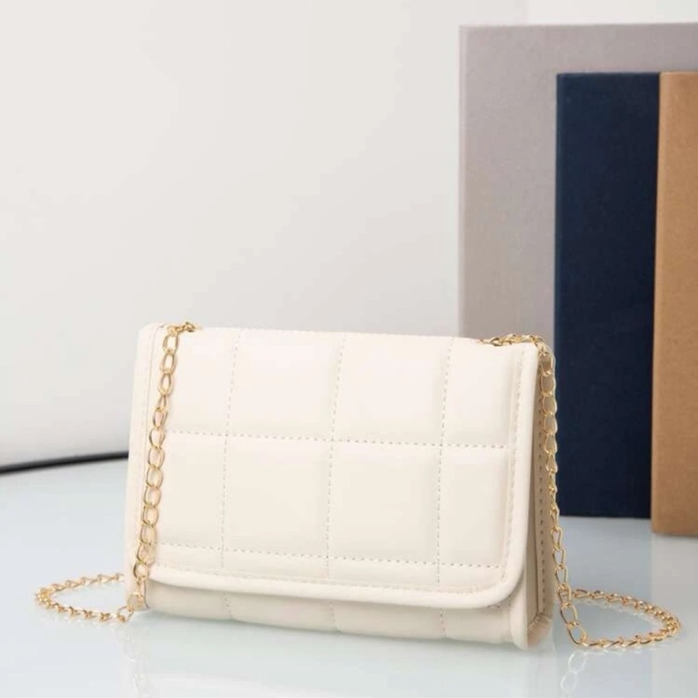 New Boho Plaid Quilted Cream Beige Faux Leather Flap Chain Square Crossbody Bag - Picture 6 of 16